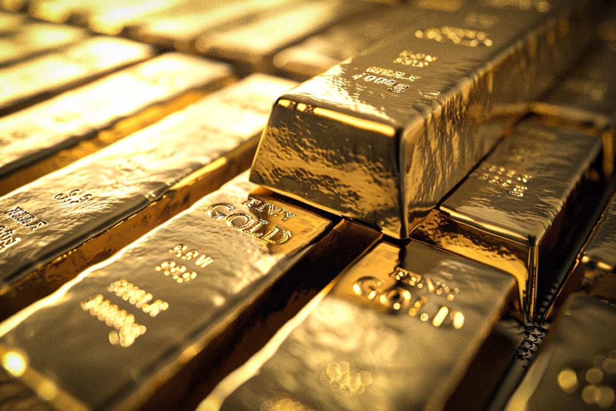 Ouro recua após alta de sete semanas enquanto investidores aguardam dados do emprego nos EUA