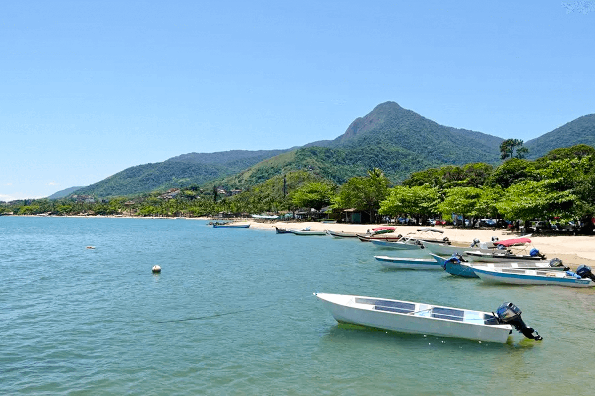 Ilhabela adia taxa turística de até R$ 140/dia e alivia bolso dos visitantes