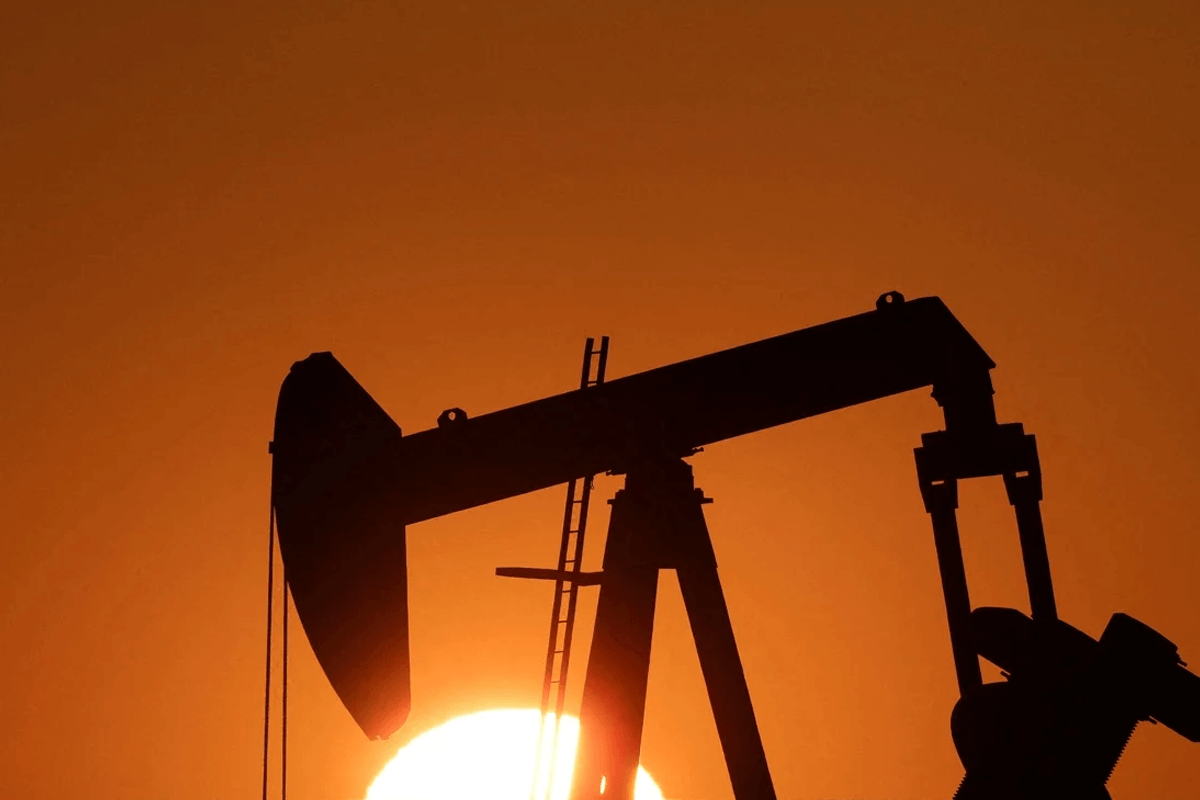 O petróleo Brent caminha para o seu pior ano desde 2020 e para a mais longa série de quedas anuais da história